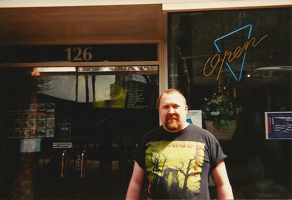 Scott Holstad in Santa Monica in 2001 to meet an editor & an old author friend to "talk shop."